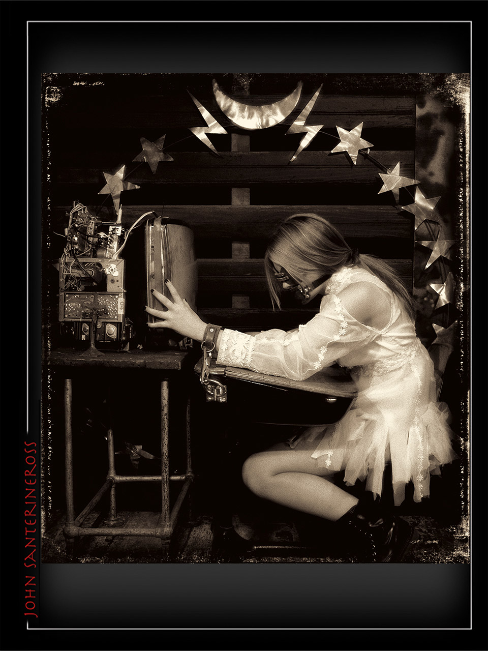 激レア【絶版本】John Santerineross写真集 ゴシックアングラ 激レア【絶版本】John Santerineross写真集 ゴシックアングラ